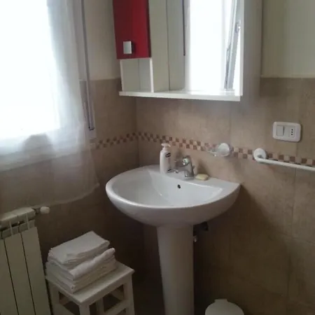 La Casetta Del Borgo Bed & Breakfast Monte Fabbri